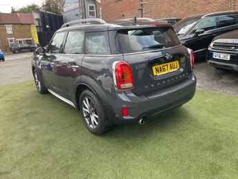 MINI Countryman 1.5 7.6kWh Cooper SE Auto ALL4 Euro 6 (s/s) 5dr