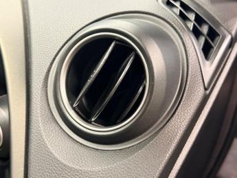 Honda Civic 1.8 i-VTEC SE Plus (Navi) Auto Euro 6 5dr