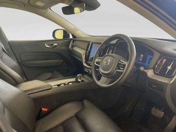 Volvo XC60 2.0 B4 MHEV Plus SUV 5dr Diesel Hybrid Auto AWD Euro 6 (s/s) (19
