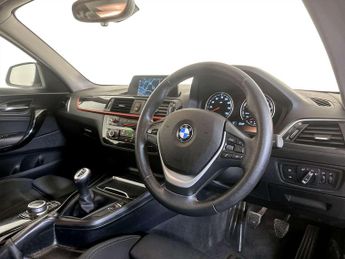 BMW 1 Series 1.5 118i Sport Euro 6 (s/s) 3dr