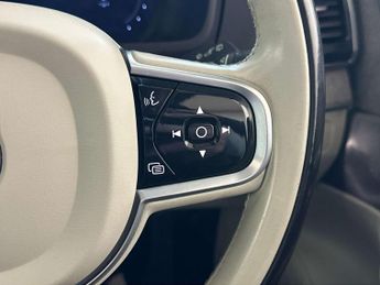 Volvo XC90 2.0h T8 Recharge 18.8kWh Ultimate Dark SUV 5dr Petrol Plug-in Hy