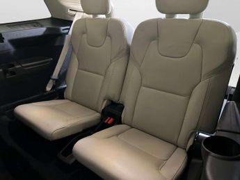 Volvo XC90 2.0h T8 Twin Engine Recharge 11.6kWh Inscription Pro SUV 5dr Pet