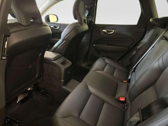 Volvo XC60 2.0h T6 Recharge 18.8kWh Plus SUV 5dr Petrol Plug-in Hybrid Auto