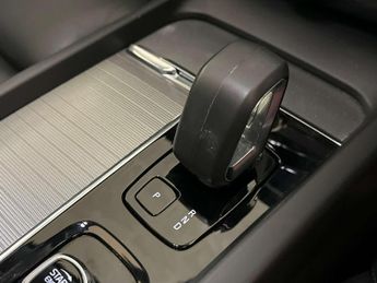 Volvo XC60 2.0h T6 Recharge 18.8kWh Plus SUV 5dr Petrol Plug-in Hybrid Auto