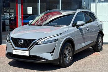 Nissan Qashqai 1.3 DIG-T (158ps) Acenta Premium [Glass Roof]