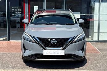 Nissan Qashqai 1.3 DIG-T (158ps) Acenta Premium [Glass Roof]