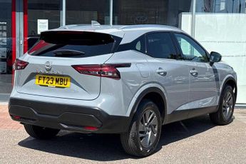 Nissan Qashqai 1.3 DIG-T (158ps) Acenta Premium [Glass Roof]