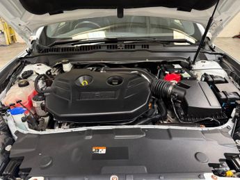 Ford Mondeo 2.0T EcoBoost ST-Line Edition Auto Euro 6 (s/s) 5dr