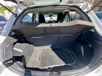 Toyota Yaris 1.5 VVT-h Active E-CVT Euro 6 (s/s) 5dr