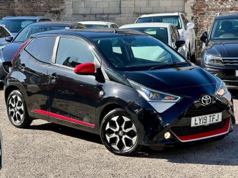 Toyota AYGO 1.0 VVT-i x-trend Funroof x-shift Euro 6 5dr
