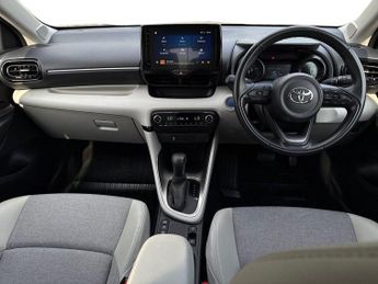 Toyota Yaris 1.5 VVT-h Excel Hatchback 5dr Petrol Hybrid E-CVT Euro 6 (s/s) (
