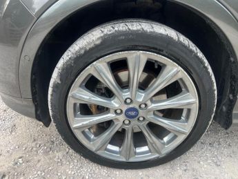 Ford Kuga 2.0 TDCi Vignale Powershift AWD Euro 6 (s/s) 5dr