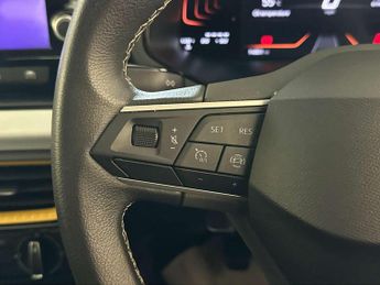 SEAT Ibiza 1.0 TSI SE Hatchback 5dr Petrol Manual Euro 6 (s/s) (95 ps)