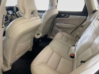 Volvo XC60 2.0 D5 PowerPulse Inscription SUV 5dr Diesel Auto AWD Euro 6 (s/