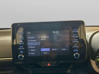 Toyota Yaris 1.5 VVT-h Icon Hatchback 5dr Petrol Hybrid E-CVT Euro 6 (s/s) (1