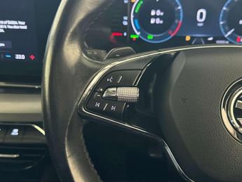 Skoda Octavia 1.4 TSI iV 13kWh SE Technology Estate 5dr Petrol Plug-in Hybrid 
