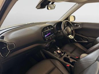 Kia Soul 64kWh Maxx SUV 5dr Electric Auto (201 bhp)