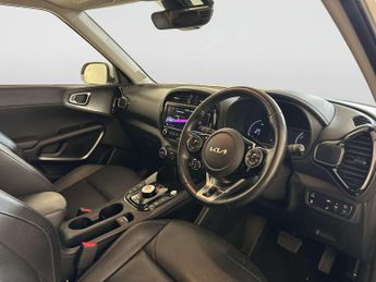 Kia Soul 64kWh Maxx SUV 5dr Electric Auto (201 bhp)