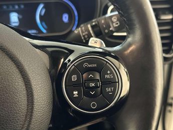 Kia Soul 64kWh Maxx SUV 5dr Electric Auto (201 bhp)
