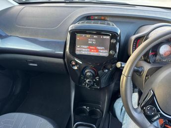 Toyota AYGO 1.0 VVT-i x-pression x-shift Euro 5 5dr Euro 5
