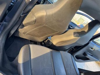 Toyota AYGO 1.0 VVT-i x-pression x-shift Euro 5 5dr Euro 5