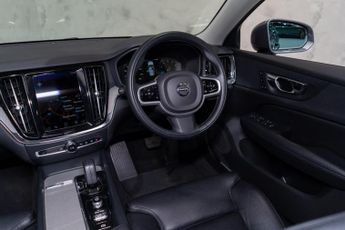 Volvo V60 Cross Country 2.0 B5 MHEV Auto AWD Euro 6 (s/s) 5dr