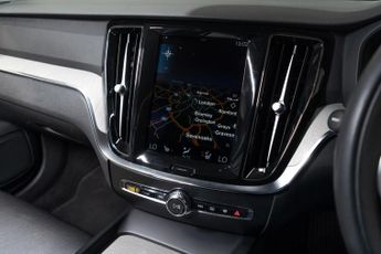 Volvo V60 Cross Country 2.0 B5 MHEV Auto AWD Euro 6 (s/s) 5dr