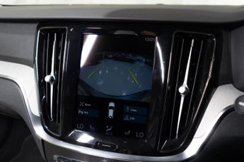 Volvo V60 Cross Country 2.0 B5 MHEV Auto AWD Euro 6 (s/s) 5dr