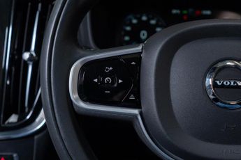 Volvo V60 Cross Country 2.0 B5 MHEV Auto AWD Euro 6 (s/s) 5dr