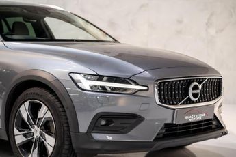 Volvo V60 Cross Country 2.0 B5 MHEV Auto AWD Euro 6 (s/s) 5dr