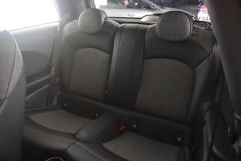 MINI Electric Hatch Cooper SE 32.6kWh Level 2 Auto 3dr