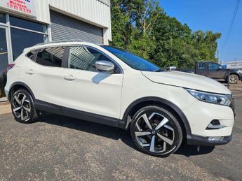 Nissan Qashqai 1.6 dCi Tekna+ 4WD Euro 6 (s/s) 5dr