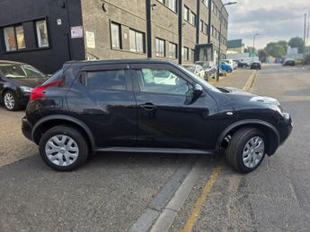 Nissan Juke 1.6 Acenta Premium CVT Euro 5 5dr