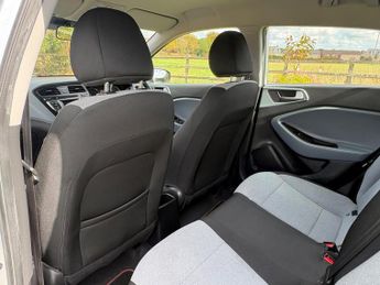 Hyundai i20 1.1 CRDi SE Euro 6 5dr