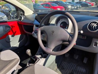 Peugeot 107 1.0 12V Urban Lite Euro 5 3dr