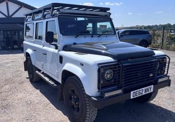 Land Rover Defender 110 2.2 TDCi County Station Wagon 4WD MWB Euro 5 5dr