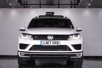 Volkswagen Touareg 3.0 TDI V6 BlueMotion Tech R-Line Plus Tiptronic 4WD Euro 6 (s/s