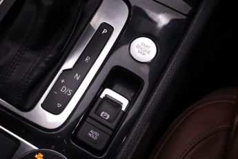 Volkswagen Touareg 3.0 TDI V6 BlueMotion Tech R-Line Plus Tiptronic 4WD Euro 6 (s/s