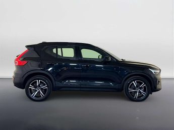 Volvo XC40 2.0 B3 MHEV Plus DCT Auto Euro 6 (s/s) 5dr