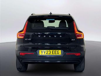 Volvo XC40 2.0 B3 MHEV Plus DCT Auto Euro 6 (s/s) 5dr
