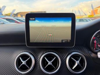 Mercedes-Benz A Class 2.1 A220d AMG Line (Premium Plus) Hatchback 5dr Diesel 7G-DCT Eu