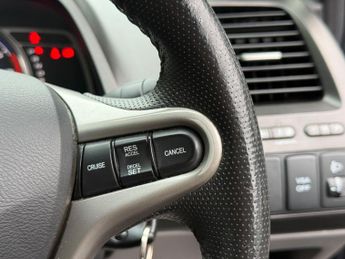 Honda Civic 1.3 IMA ES 4dr