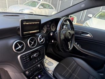 Mercedes-Benz A Class 1.6 A180 Sport Hatchback 5dr Petrol 7G-DCT Euro 6 (s/s) (122 ps)