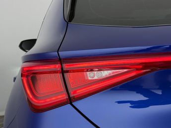 SEAT Leon 1.4 eHybrid 12.8kWh XCELLENCE Hatchback 5dr Petrol Plug-in Hybri