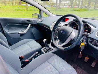Ford Fiesta 1.4 Zetec 5dr