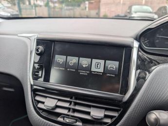 Peugeot 208 1.2 PureTech XS Lime Euro 6 5dr