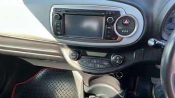 Toyota Yaris 1.5 VVT-h T4 CVT Euro 5 5dr