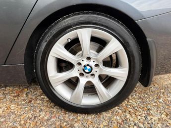 BMW 3 Series Gran Turismo 3.0 330d SE GT Auto xDrive Euro 6 (s/s) 5dr