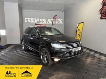 Volkswagen Touareg 3.0 TDI V6 BlueMotion Tech R-Line Tiptronic 4WD Euro 6 (s/s) 5dr