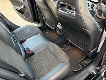 Mercedes-Benz GLA 1.6 GLA200 AMG Line (Premium) 7G-DCT Euro 6 (s/s) 5dr